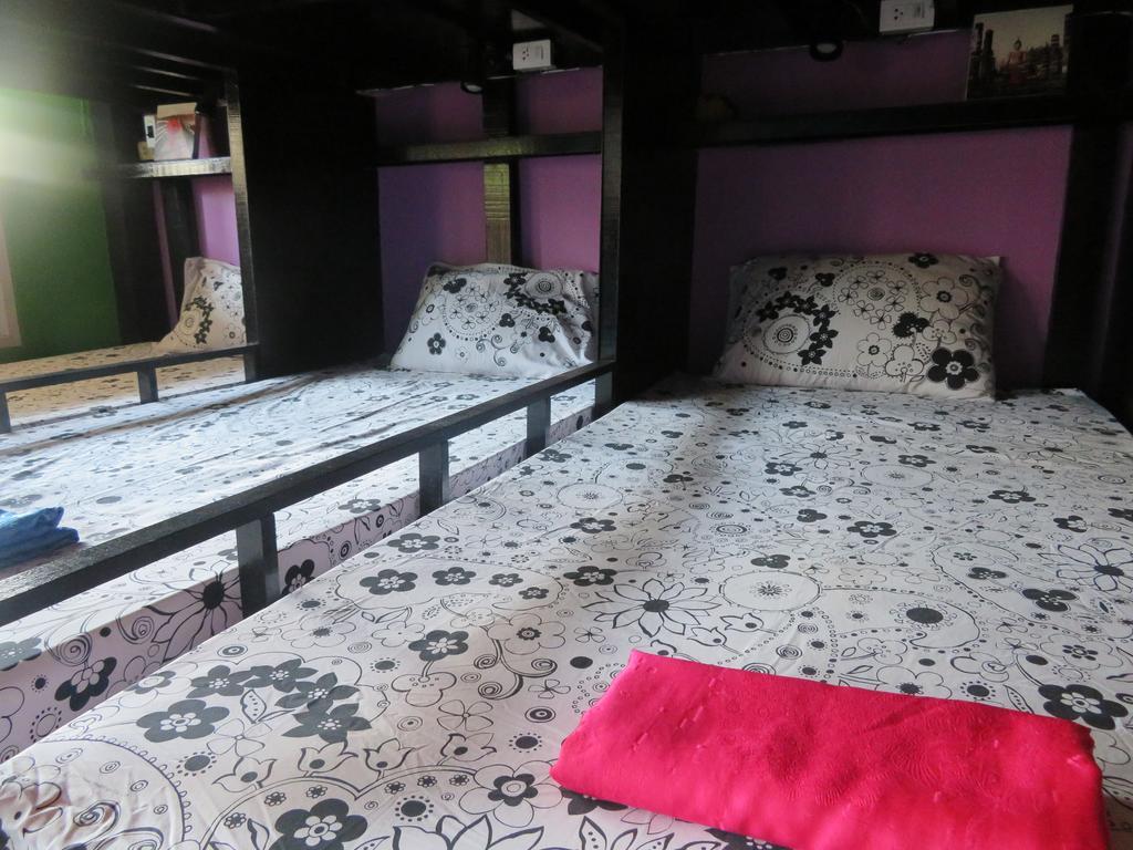 Same Same Guesthouse, Bar & Restaurant (Adults Only) 핫 린 외부 사진
