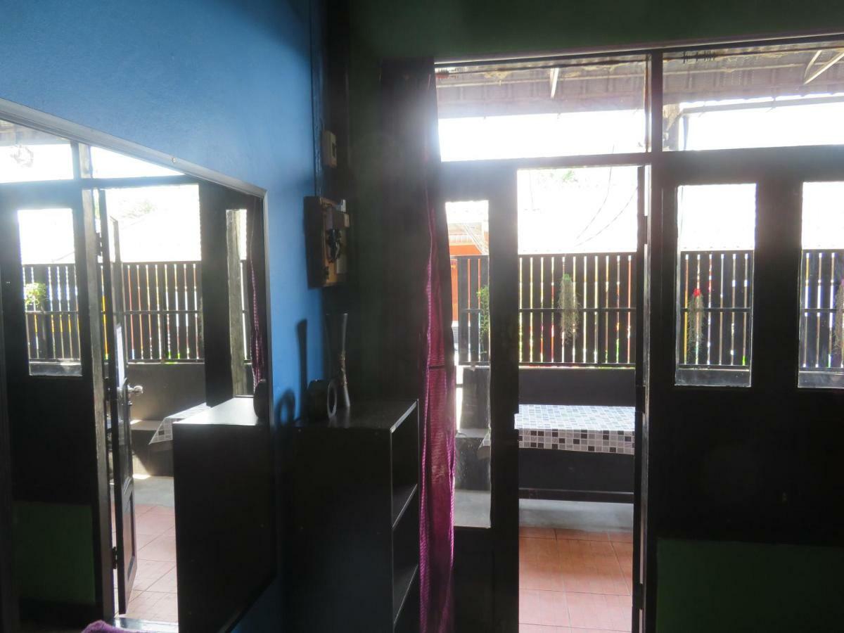 Same Same Guesthouse, Bar & Restaurant (Adults Only) 핫 린 외부 사진