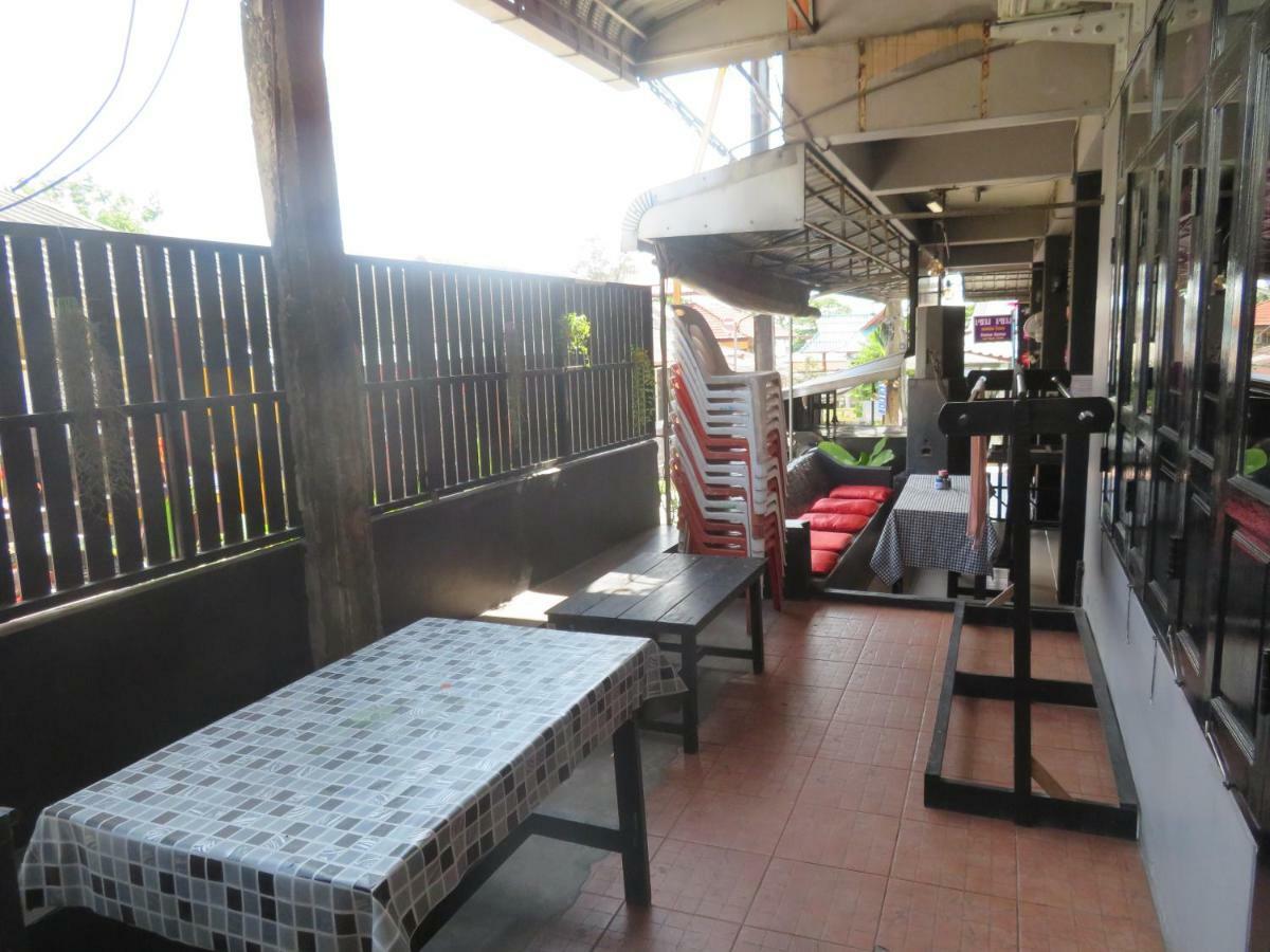Same Same Guesthouse, Bar & Restaurant (Adults Only) 핫 린 외부 사진
